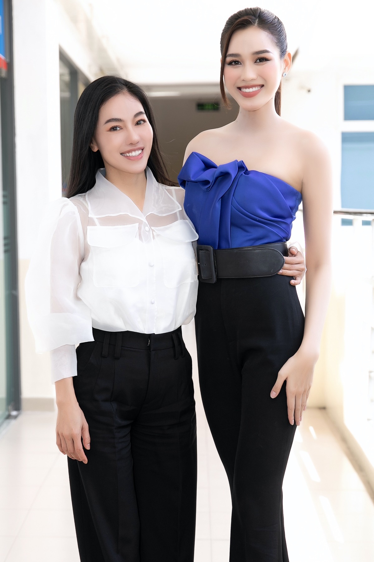 Hoa hậu Đỗ Thị Hà phản hồi tin mẫu thuẫn với công ty quản lý